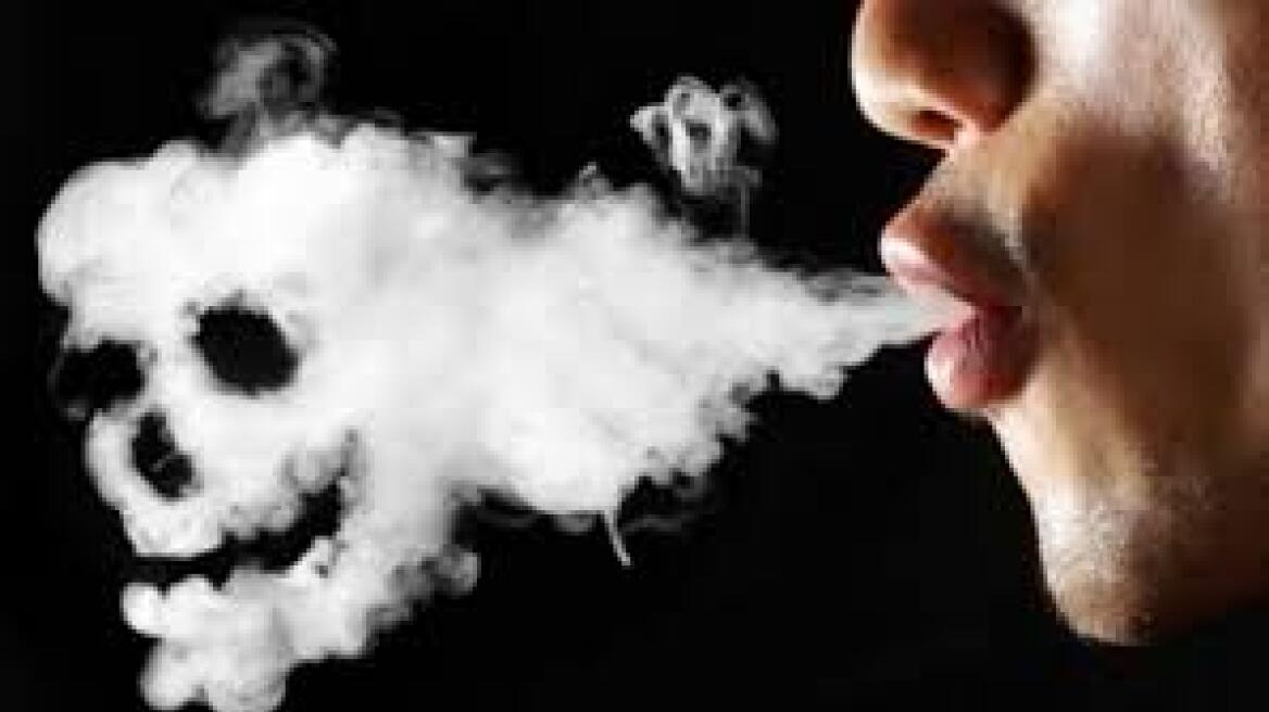 Ένας στους τρεις θανάτους από καρκίνο σχετίζονται με το κάπνισμα